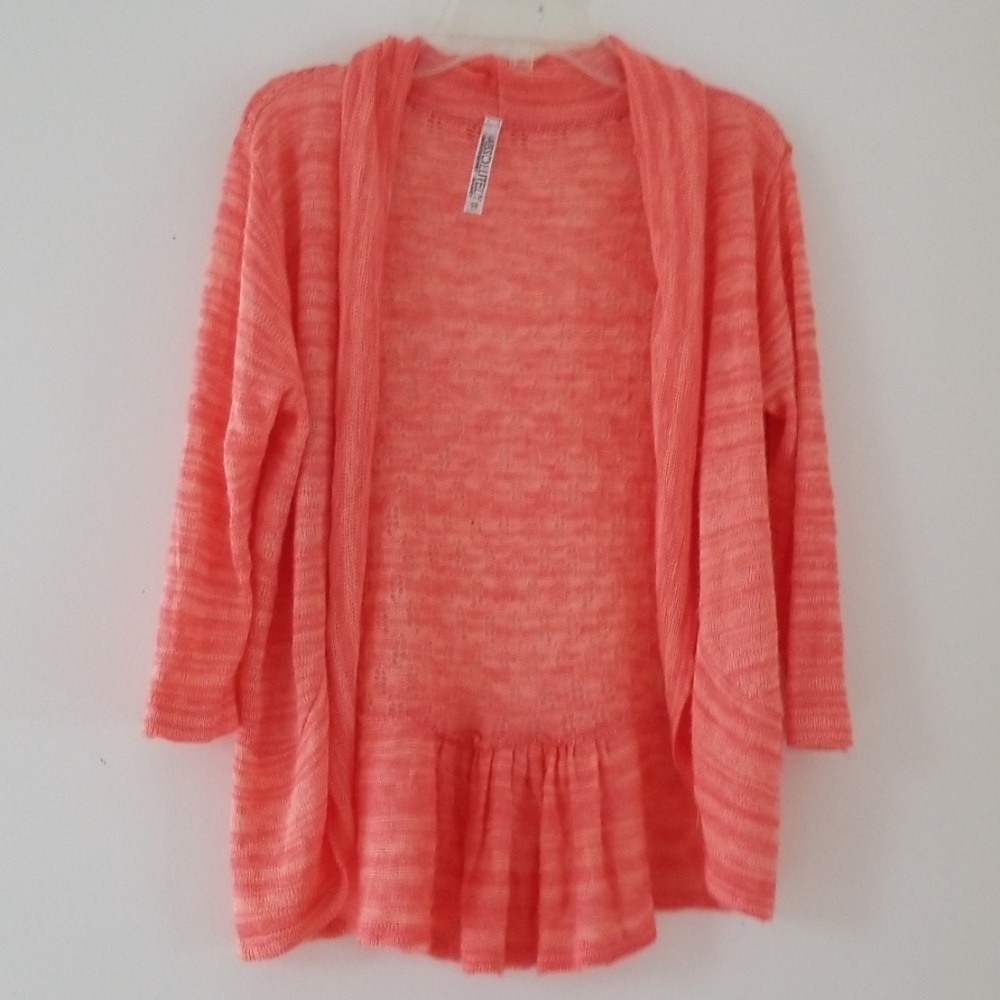 Absolutely 3/4 sleeve Salmon Knit Shrug